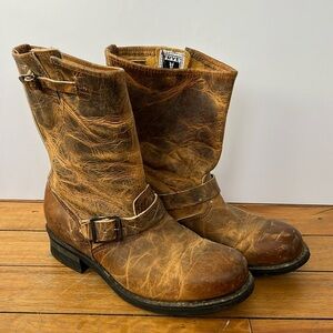 Frye Engineer 12R boots size 10 distressed cowboy festival